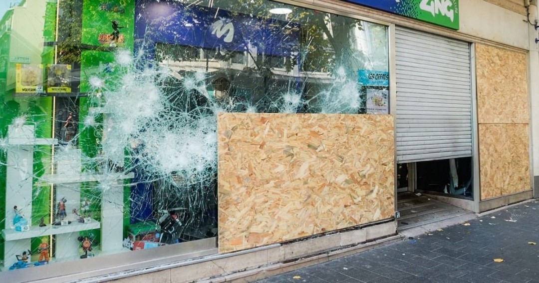 法国抗议期间巴黎电竞场馆及多地游戏商店遭抢劫