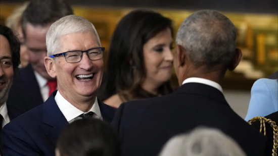 苹果公司首席执行官蒂姆・库克