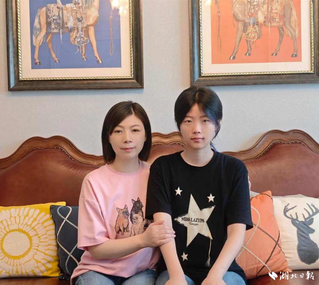 放弃本科读高职引网友热议 高考604分女生被高职录取