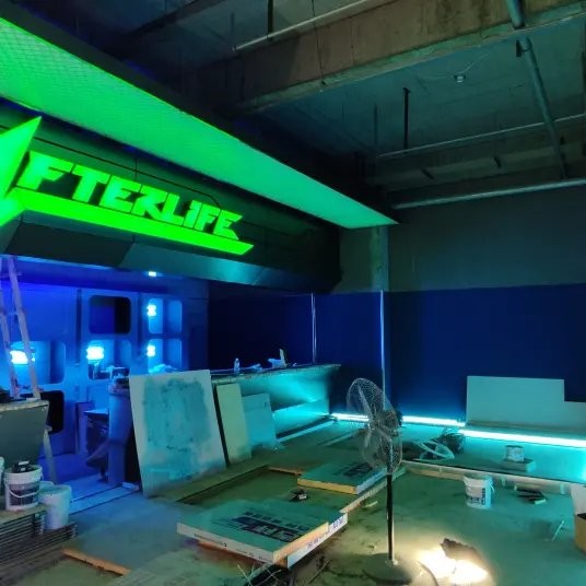我穿越了？ b站up主在江苏开设《赛博朋克2077》来生酒吧