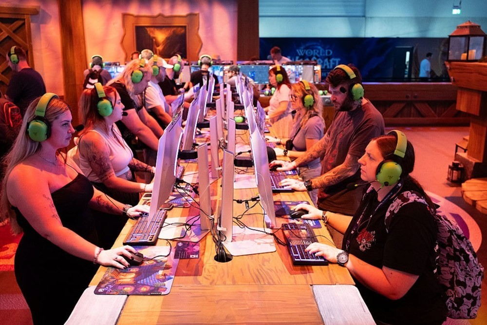 全球玩家中女性占比已接近50%：喜欢玩移动游戏