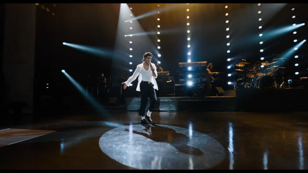 传奇归来!电影《迈克尔·杰克逊:巨星之路》首支预告发布