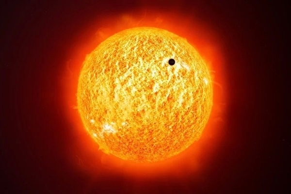 中国气象局:太阳活动区14274爆发X4.0级耀斑 将影响地球通信