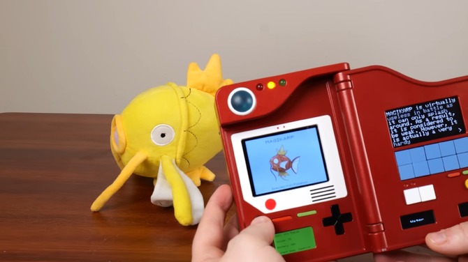 动手高玩打造《宝可梦》图鉴还原终端 多种功能致敬原作