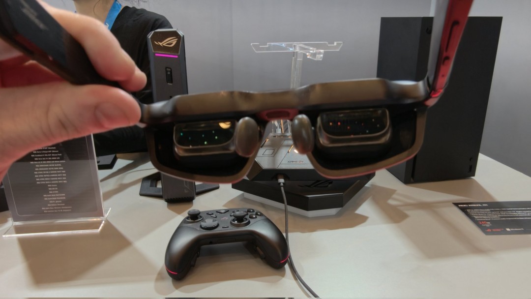 CES 2026：华硕发布ROG XREAL R1 全球首款240Hz OLED游戏眼镜