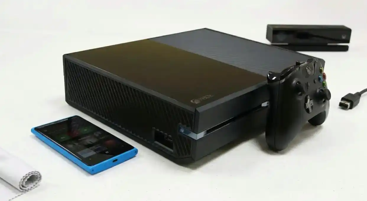 首发12年终被破!Xbox One遭黑客硬件级破解