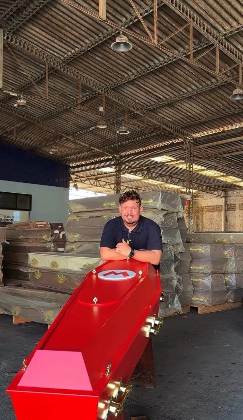 巴西厂商推出马里奥主题棺材 网友：别让任天堂法务部知道