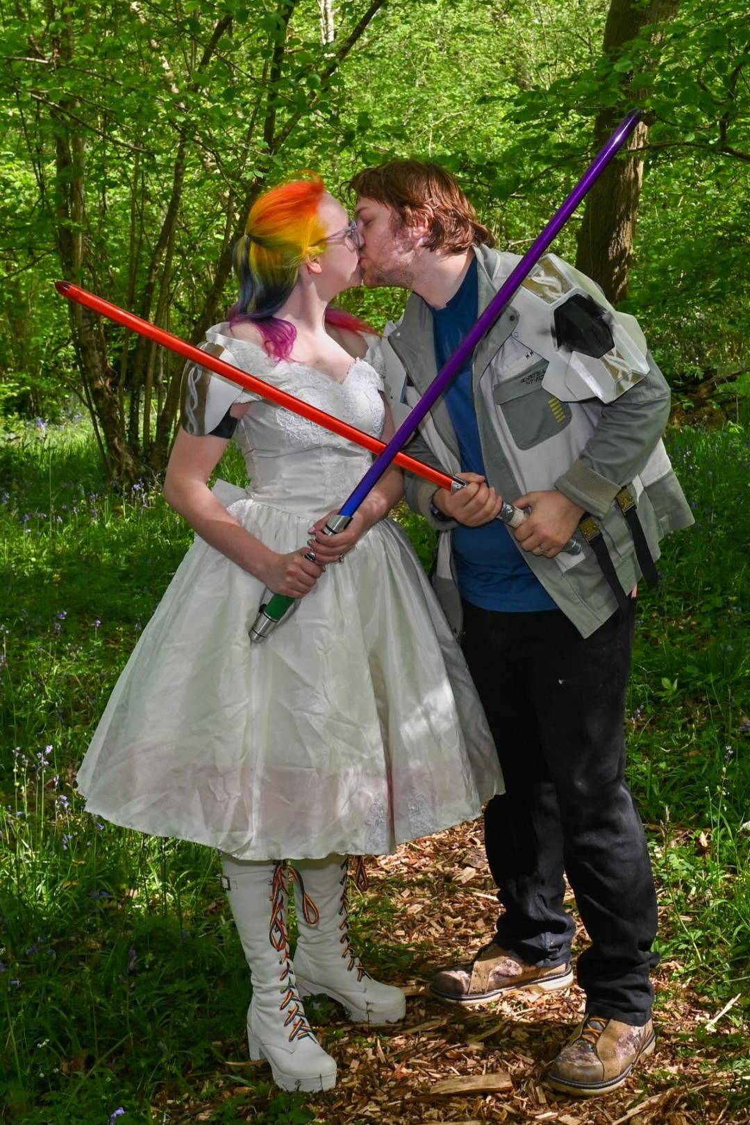 Ein hartgesottener Vater verbrachte zwei Jahre damit, eine „interstellare Traumhochzeit“ für seine Tochter zu gestalten