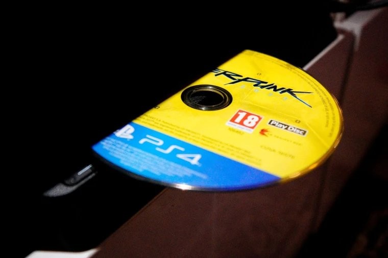 Analysts say Sony’s cancellation of physical disks is actually the result of players’ own consequences