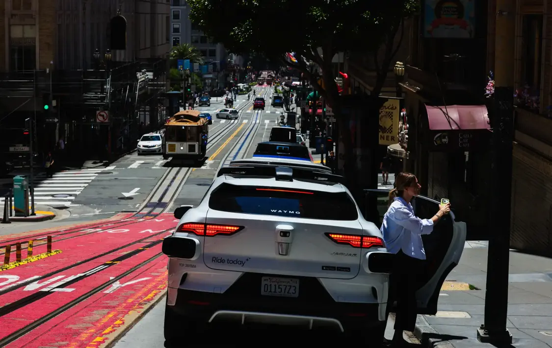 Táxi autônomo Waymo