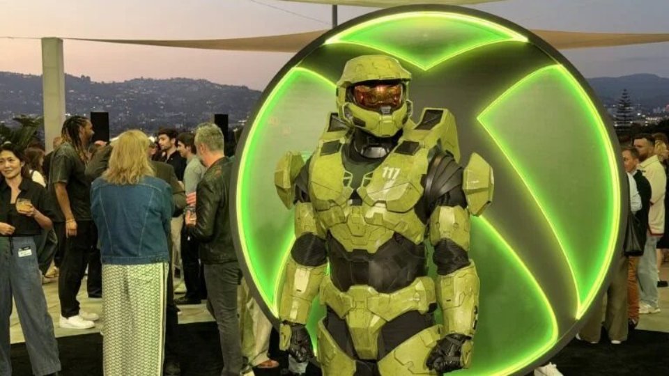 XBOX CEO는 방금 1,000명을 해고하고 연방준비은행에 임명되었습니다.