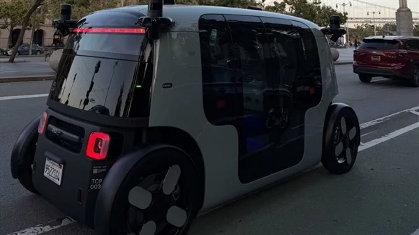 Dive into the fire scene and won’t hide when you see the thick smoke! Amazon Zoox 105 self-driving cars recalled collectively for patching