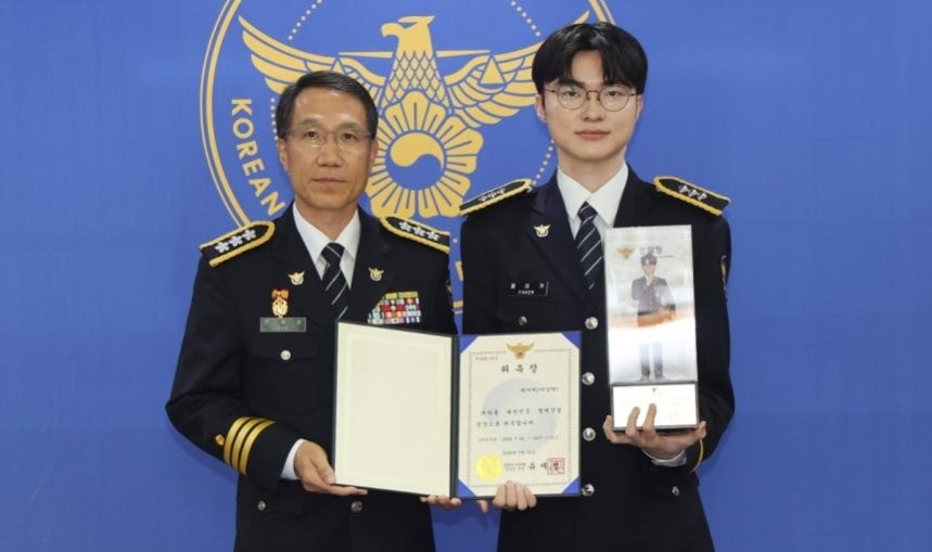 Большой дьявол завербован! Факер Ли Сан Хёк был назначен почетным офицером полиции Корейского национального полицейского управления.