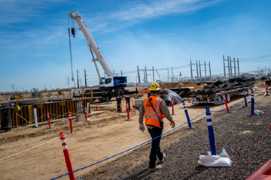 Bouwplaats van de aardgascentrale Fort St. Vrain in Prattville, Colorado.